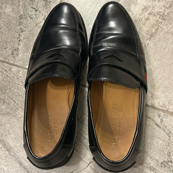 GUCCI Black and Red Loafers Slip-Ons main image 9